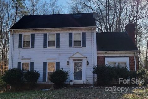 907 Doby Springs Drive