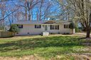 6101 Davidson Drive sold home in Matthews, SC