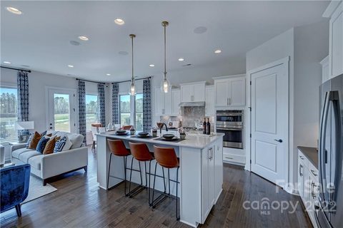19104 Dry Narrows Way 330