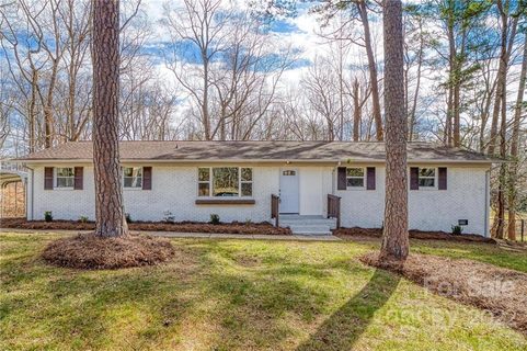8111 Larkhaven Road