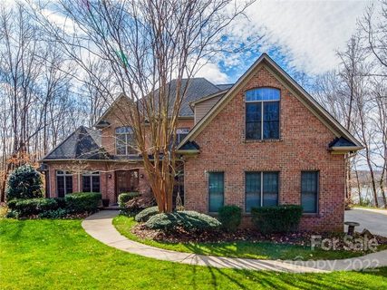 4621 River Bluff Court