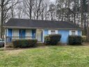 6920 Kirkcaldy Lane sold home in Mint Hill, SC