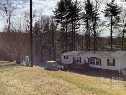 22 Clover Brook Drive sold manufactured home in Clover Brook, Weaverville, NC