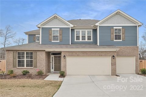 374 Pleasant View Lane