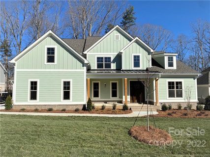 113 Summer Shoal Lane