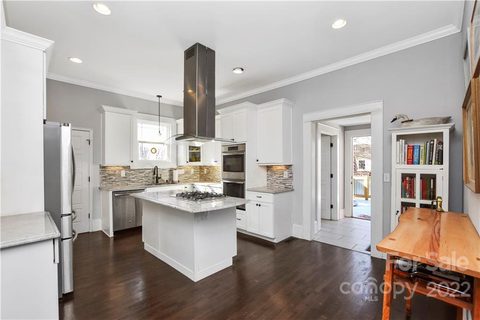 3513 Warp Street