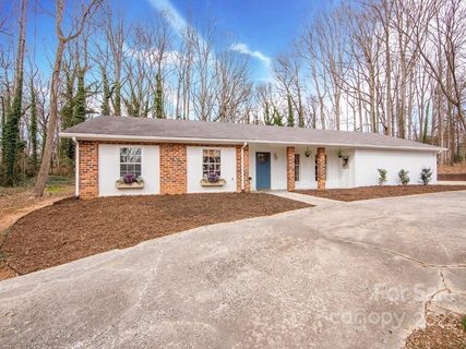 1823 Wildwood Drive