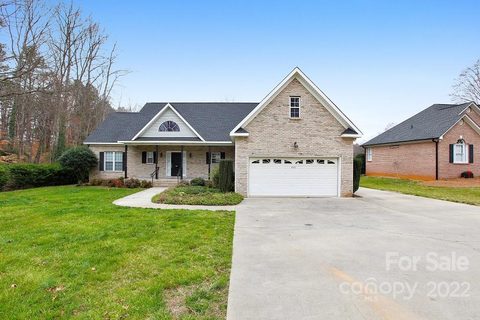4515 Hickory Grove Road sold home in Laurel Ridge, Gastonia, NC