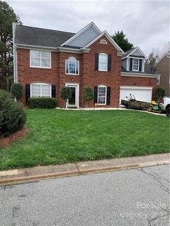 8421 Red Cypress Court