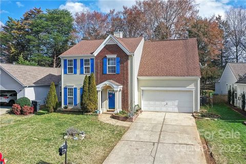 14525 Arbor Ridge Drive sold home in The Crossing, Charlotte, NC