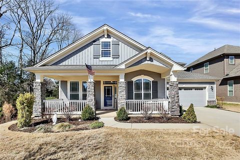 1251 Kings Grove Drive