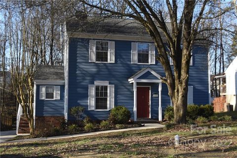 2325 Oak Leigh Drive