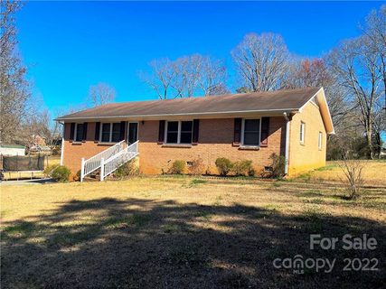 832 Pinebranch Road
