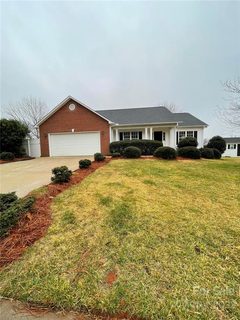 3217 St Vincent Drive