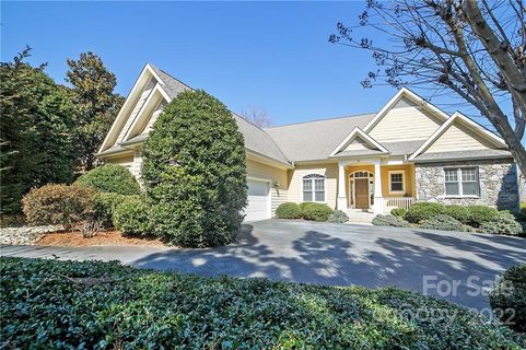 32 Bunker Court