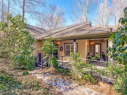85 Riding Horse Trail