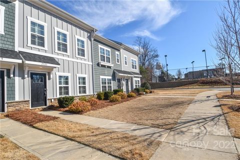 2521 Gallery Drive