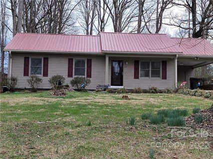 134 Robinhood Loop sold home in Sherwood Forest, Statesville, NC