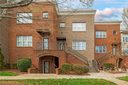 253 Harbour Place Drive sold home in Davidson, SC