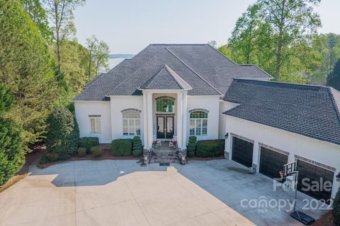 4880 Webbs Chapel Church Road sold home in Back Bay, Denver, NC