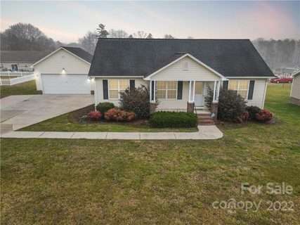 1607 Riverview Road sold home in Riverstone, Lincolnton, NC