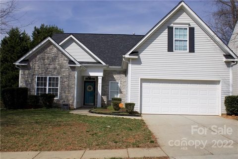 2417 Oakdale Creek Lane sold home in Pointe at Oakdale, Charlotte, NC