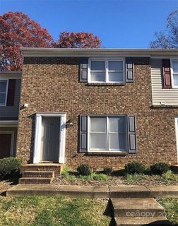 8421 Rust Wood Place