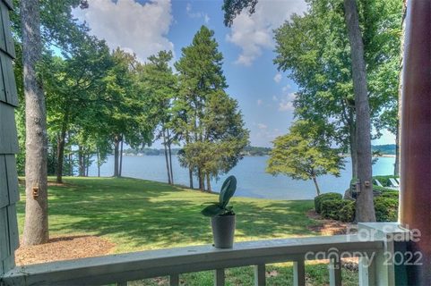 310 Northwest Drive