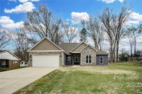 228 Oakside Drive