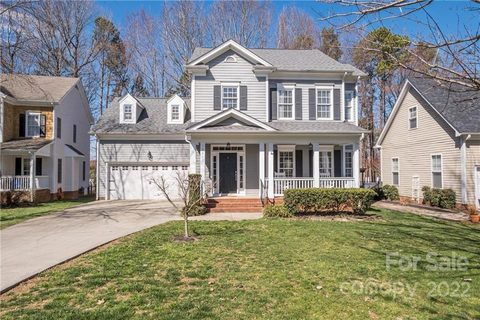 15817 Kelly Park Circle