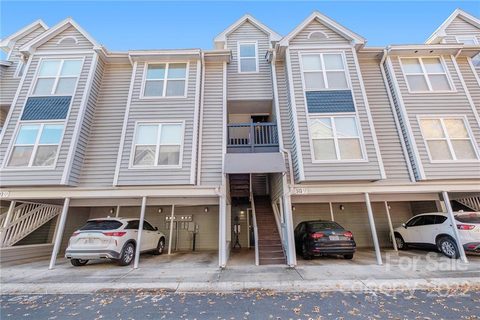 513 N Graham Street 3F