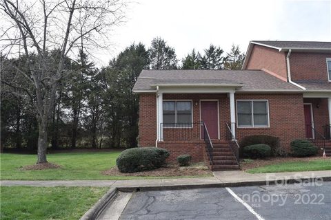 102 Brandywine Drive E1