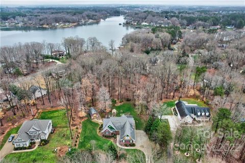 374 Blume Road sold home in Devonshire, Mooresville, NC