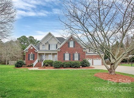 5212 Hickory Knoll Lane sold home in Hickory Ridge Estates, Mount Holly, NC