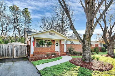 7129 Woodstream Drive