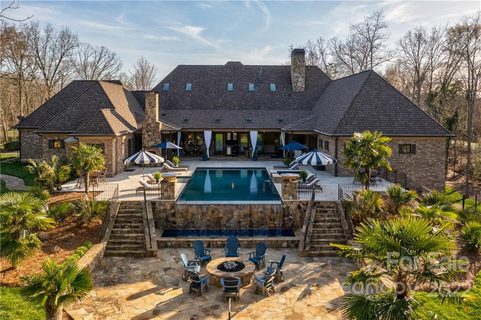 4419 Parview Drive sold home in Carmel Estates, Charlotte, NC