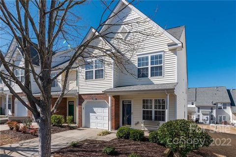 Previously sold for $305,000
