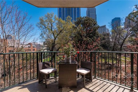 300 5th Street 405
