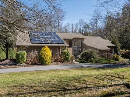 7 Windsong Drive sold home in Windsong Estates, Fairview, NC