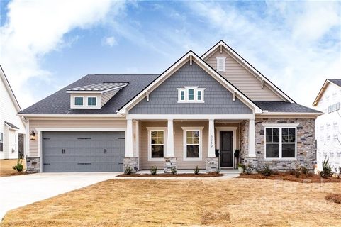 3259 Split Rail Lane
