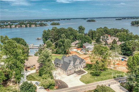 3074 Lake Shore Road