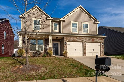 10007 Michael Crossing Drive sold home in Michael Crossing, Charlotte, NC
