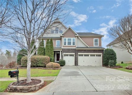 8905 Valleymoon Lane