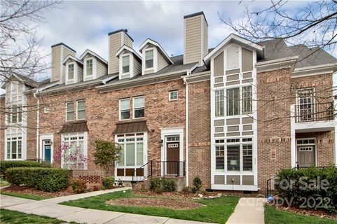 333 Spring Street sold townhome in Walnut Grove, Davidson, NC