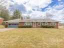 1 Sleepy Hollow Drive sold home in Asheville, SC