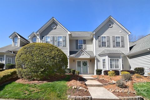 5921 Fitzwilliams Lane
