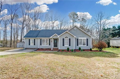410 Split Oak Trail