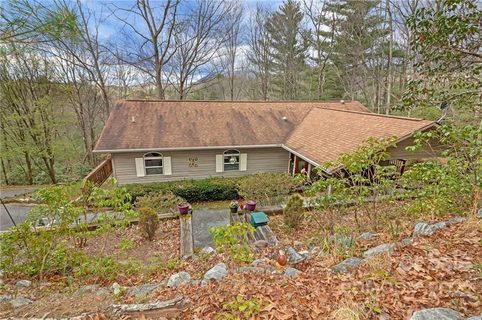 64 Mohawk Trail