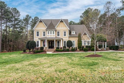 107 Willow Bend Court