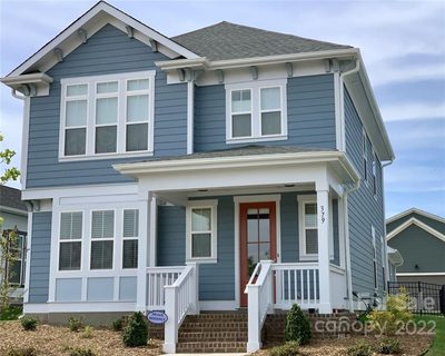 315 Luray Way 320